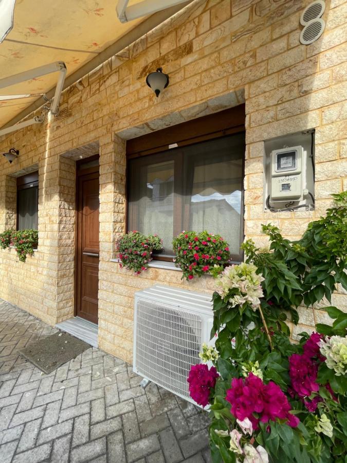 Leonora'S Apartment Prinos  Exterior photo